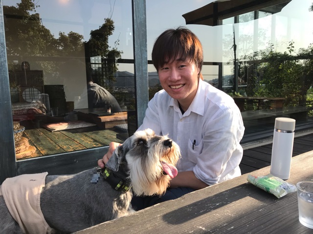 達人村(たっとむら)のスタッフさんと愛犬