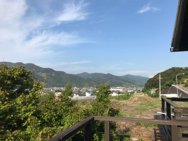 達人村(たっとむら)のテラス席から見た風景